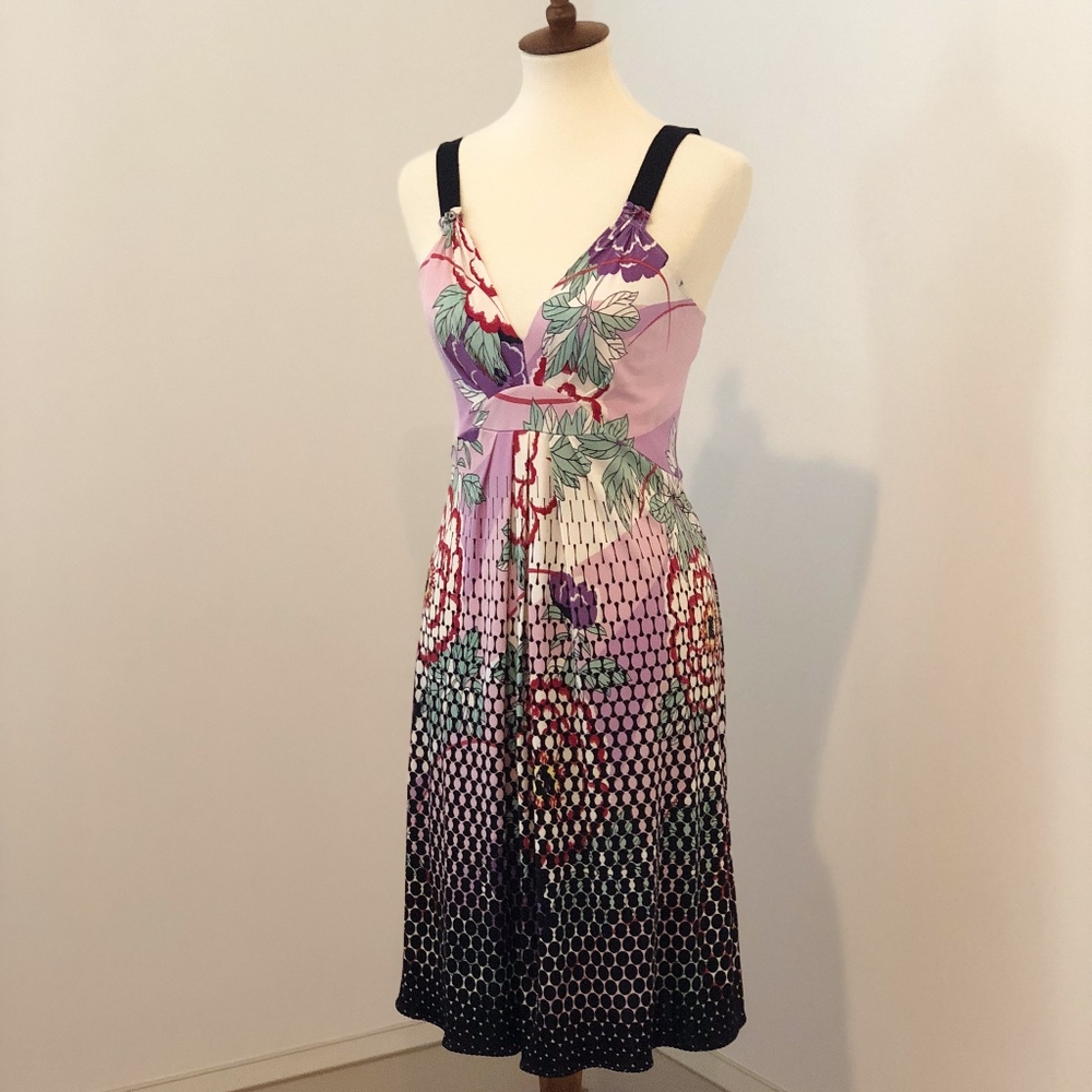 Like New, Elie Tahari, size M, silk dress